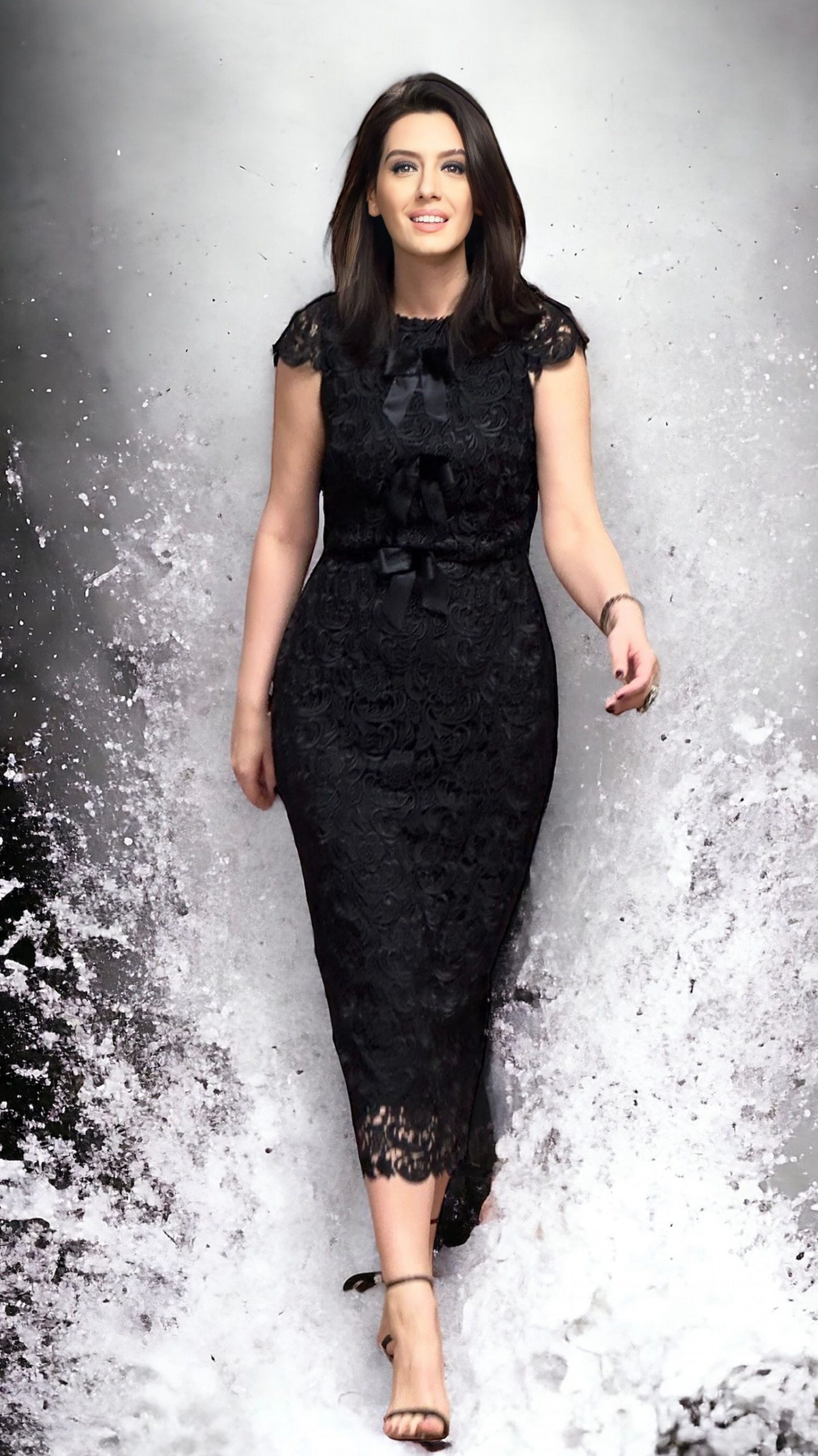 Rochie cambartă midi din macrame negru