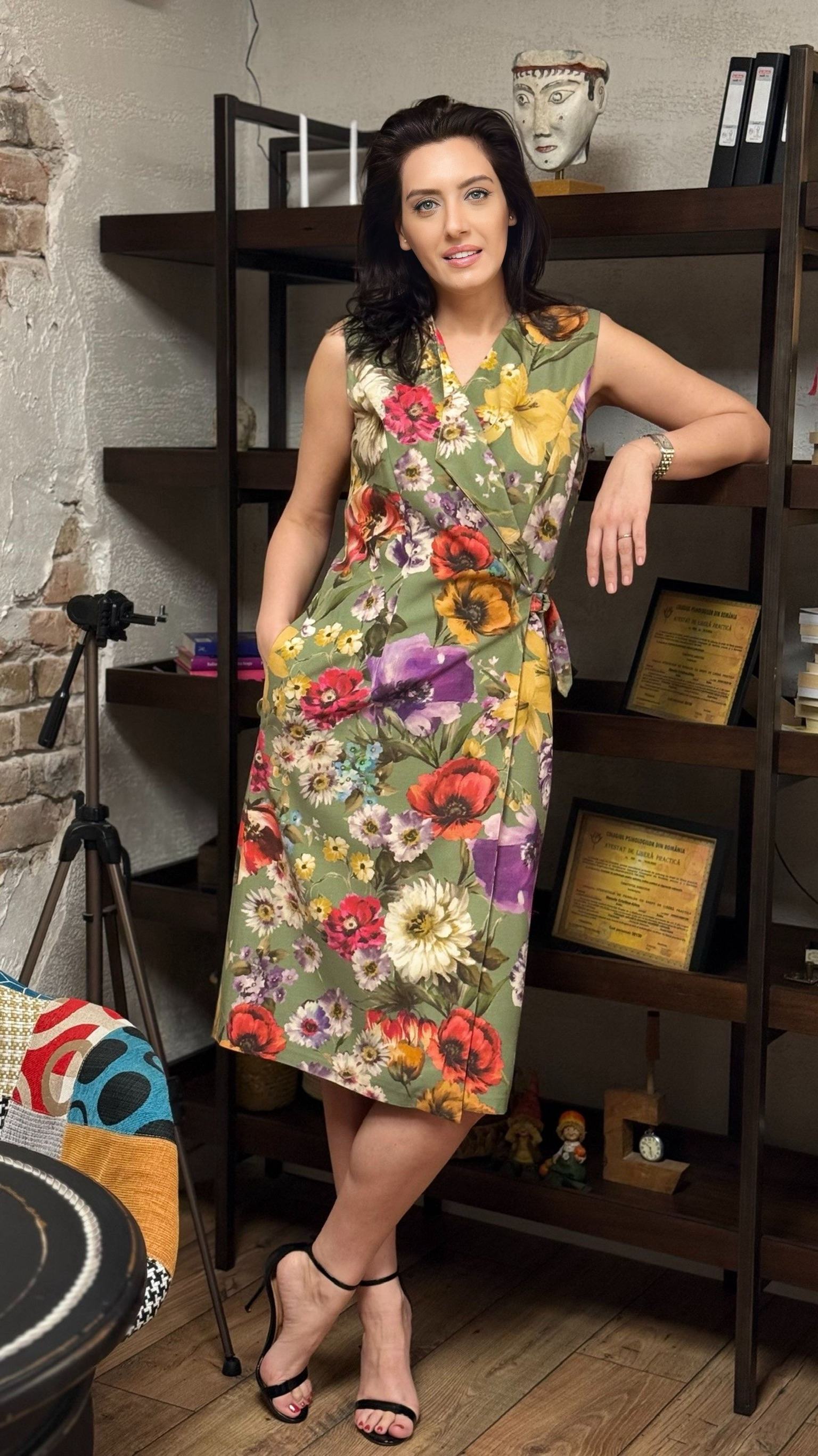 Rochie parte peste parte din stofă de lână imprimată - imagine 8